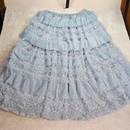 Free people intimally - free,